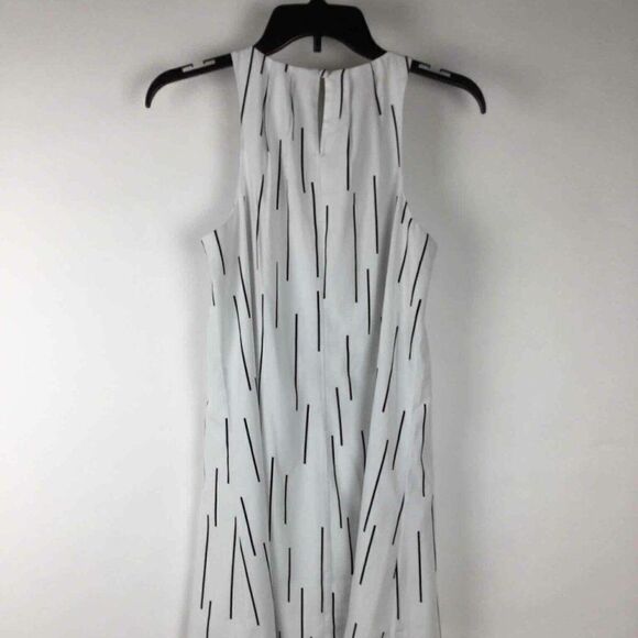 Cute Alfani White and Black Mini Dress‎ Sz 2 - Picture 4 of 4